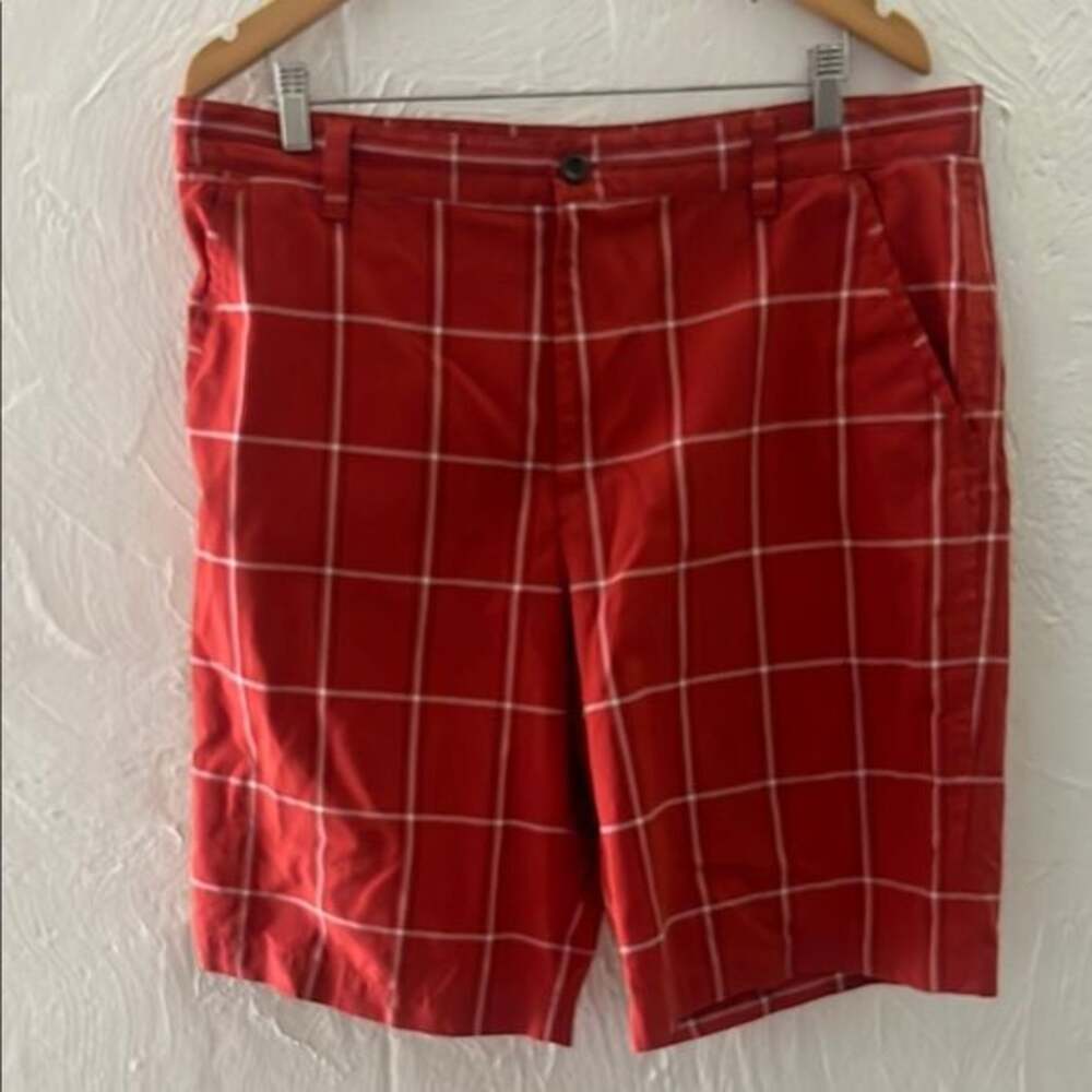 Izod Red and White Flat Front Shorts